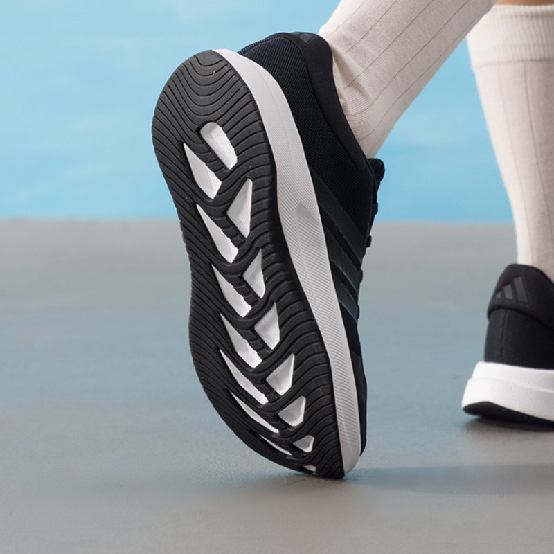 Neue Adidas JQ6404 Damen-Laufs – Shock Absorbing Gym Trainers Bewertung und Preis